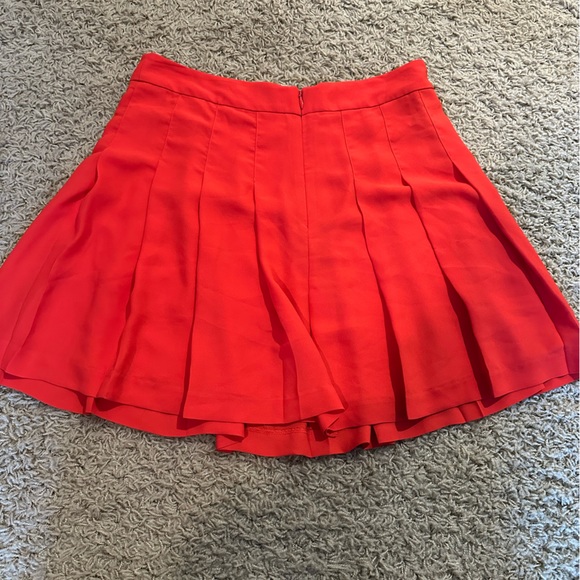 Sunday Best Pleated Coral Skirt, size 8 - Picture 2 of 3